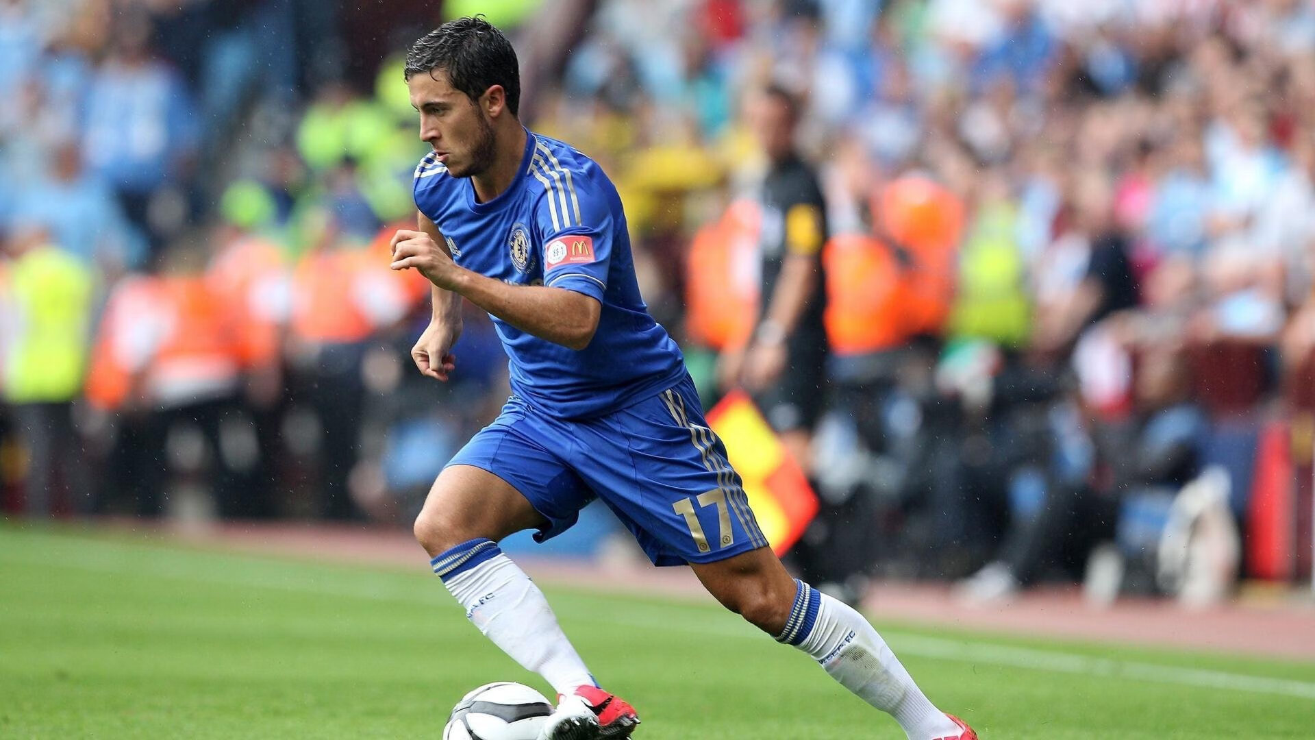 “青少年足球校园比赛覆盖面加大，普及全民体育”，2021年全国青少年校园足球比赛