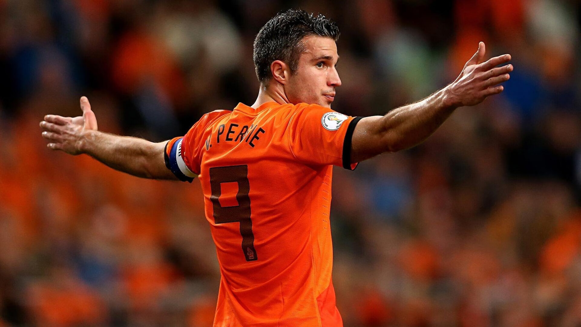 后腰断球关键,拦截转换之源,后腰球员有哪些